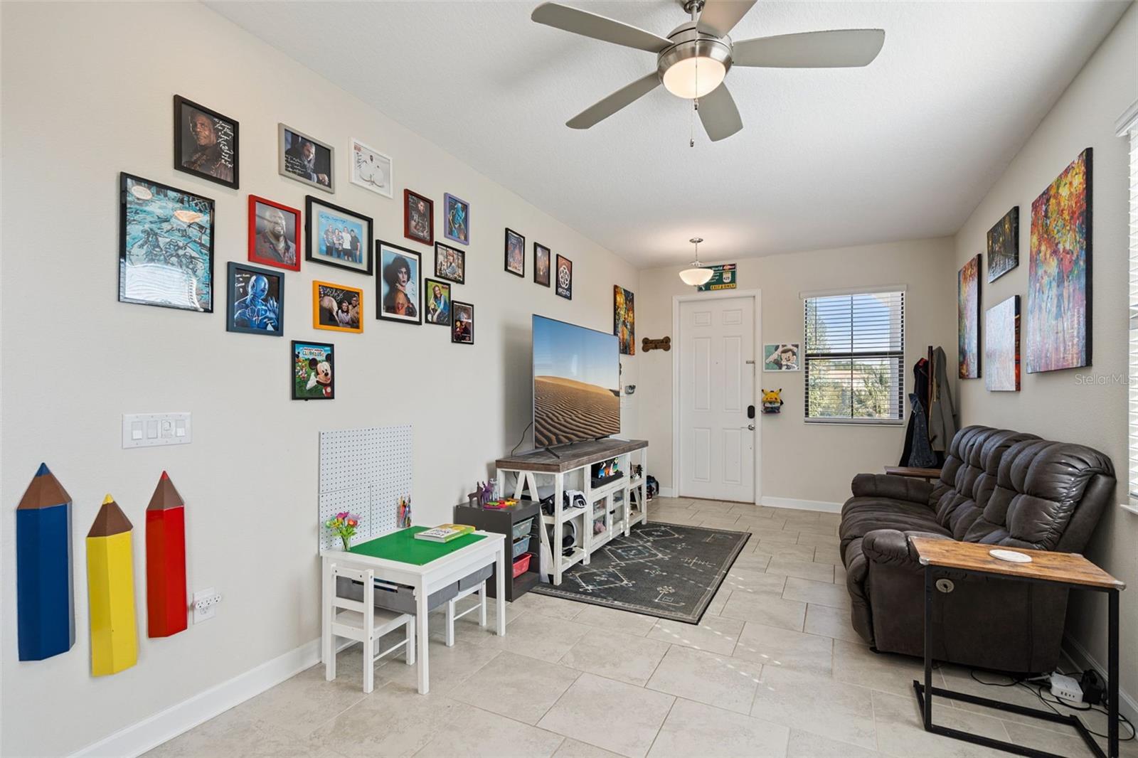 Image 10 of 52 For 1201 Royal St George Boulevard