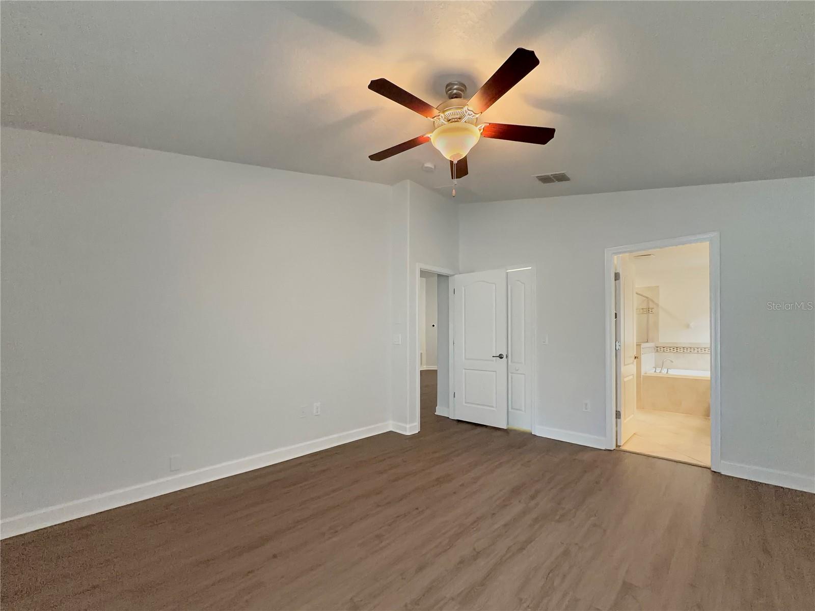 Image 17 of 24 For 11514 Peru Springs Place