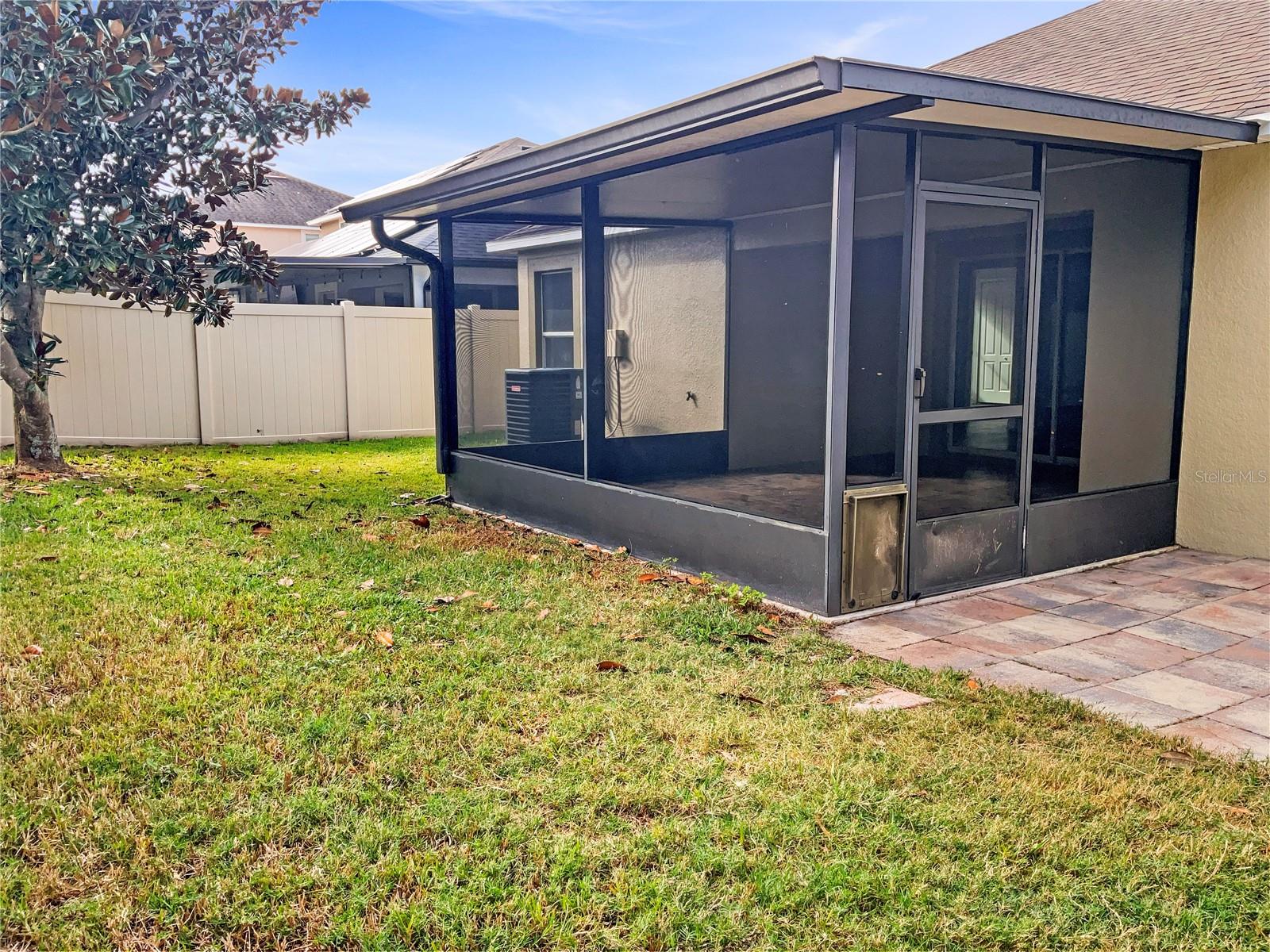 Image 21 of 24 For 11514 Peru Springs Place