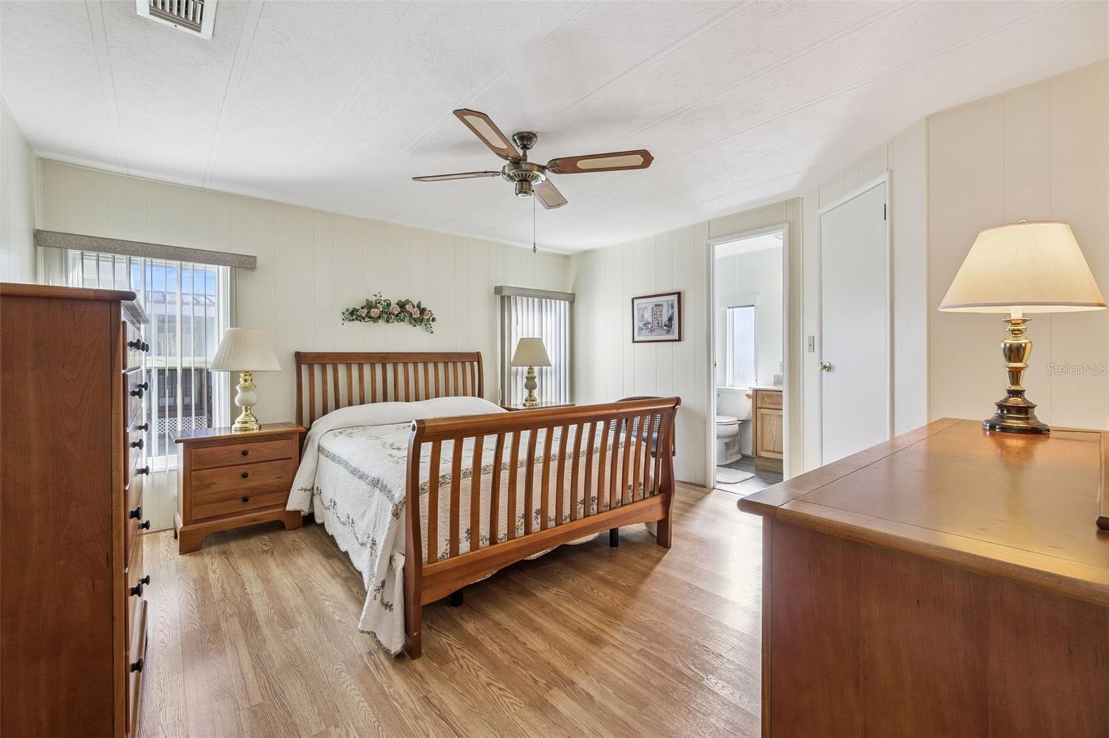 Image 19 of 31 For 259 Pinewood Drive