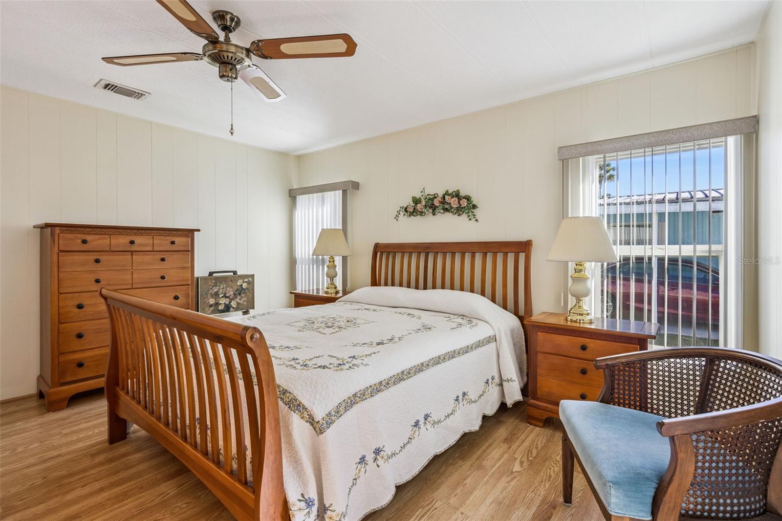 Image 20 of 31 For 259 Pinewood Drive