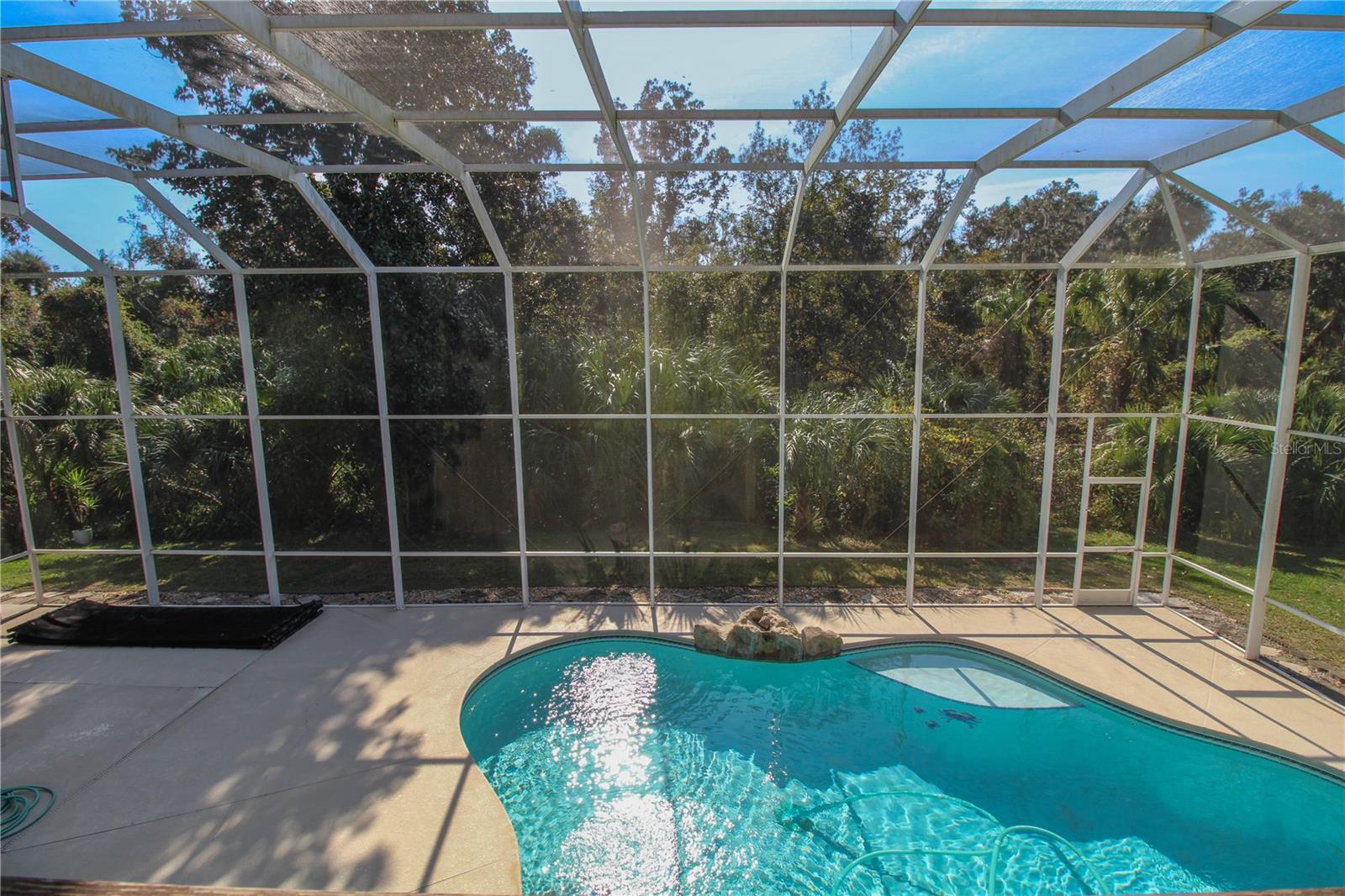 Image 29 of 33 For 6065 Spruce Point Circle