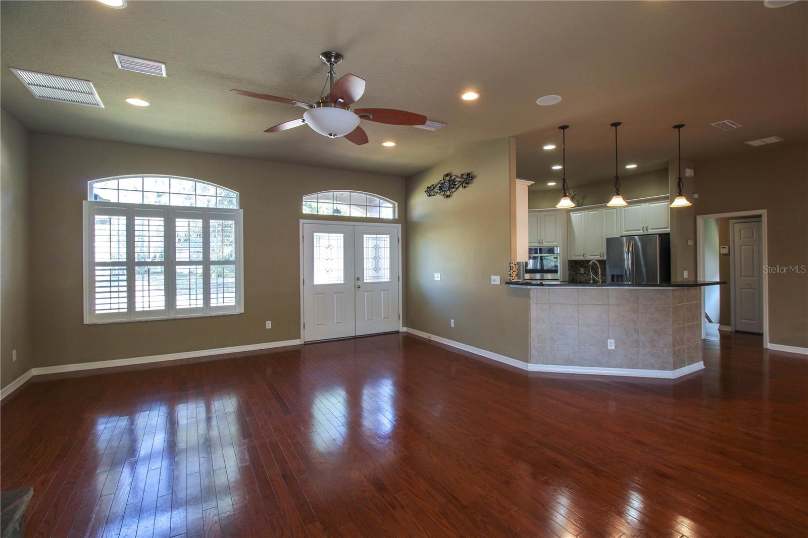 Image 3 of 33 For 6065 Spruce Point Circle