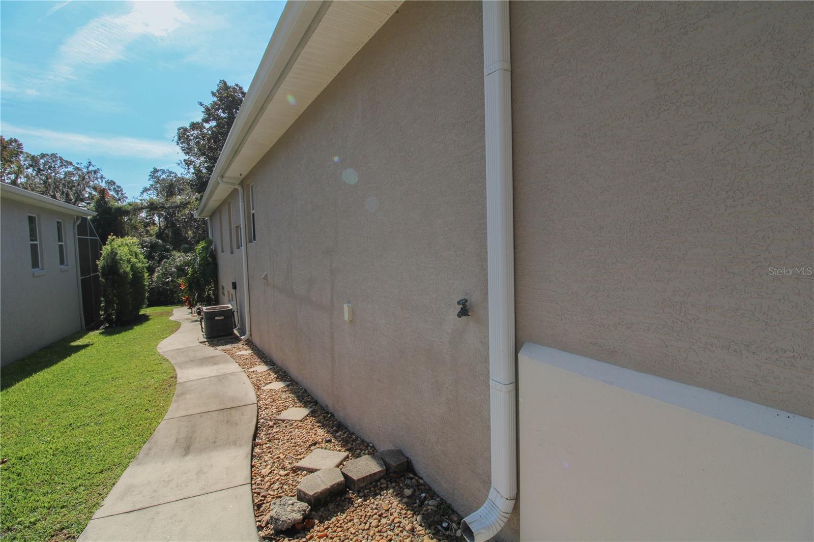 Image 32 of 33 For 6065 Spruce Point Circle