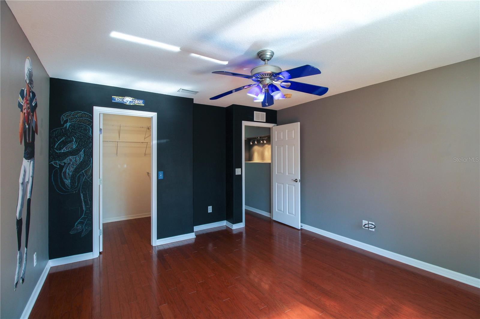 Image 9 of 33 For 6065 Spruce Point Circle