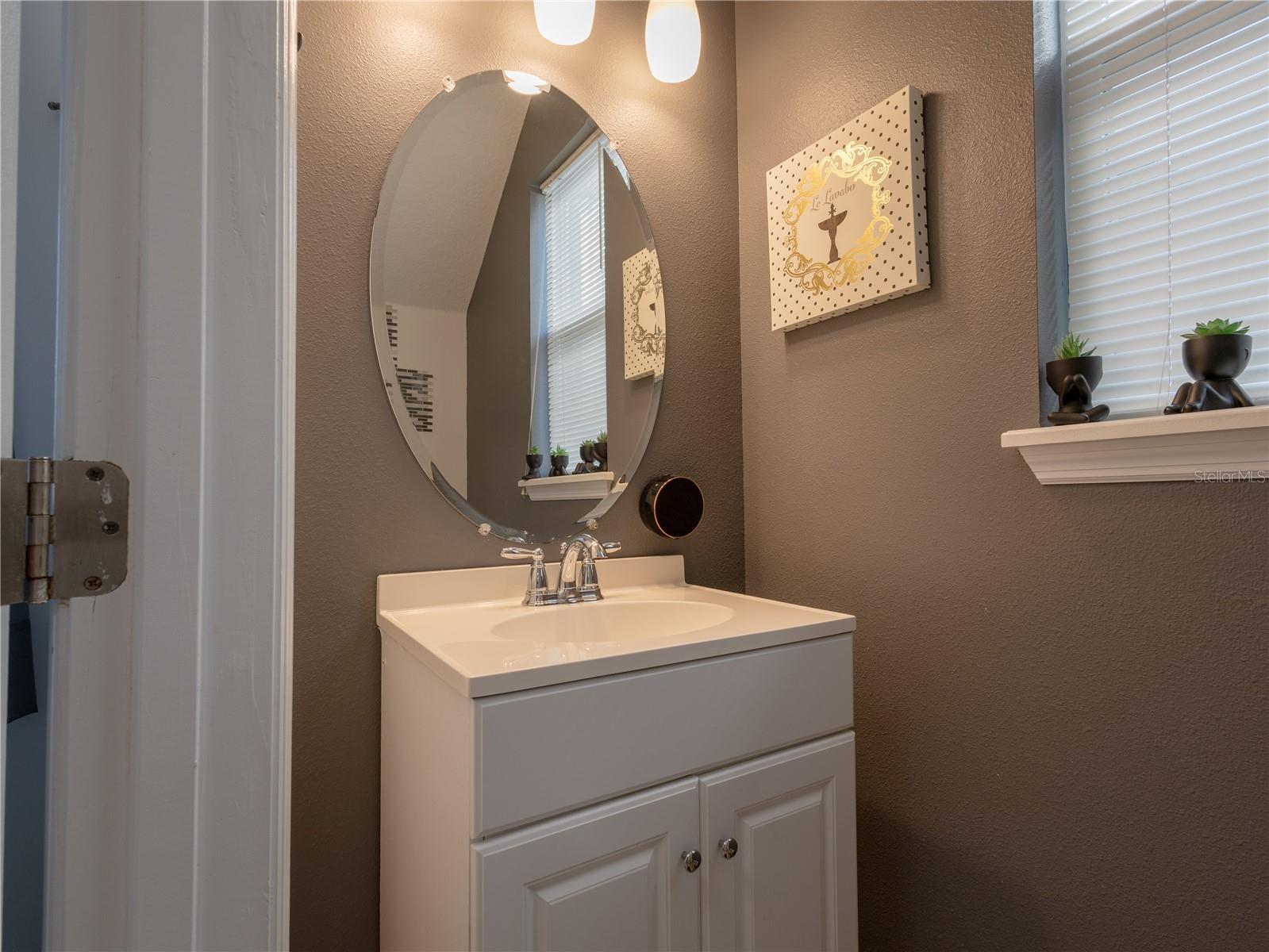 Image 16 of 44 For 2525 Amati Drive