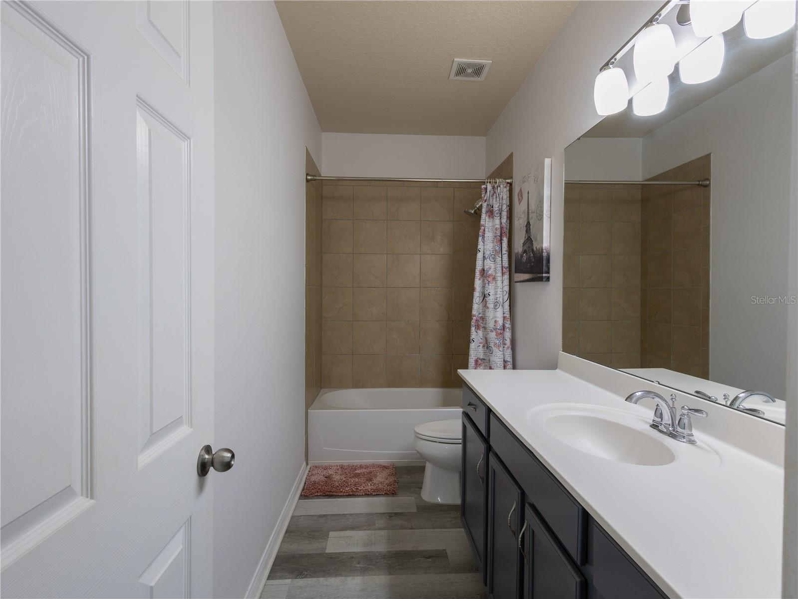 Image 31 of 44 For 2525 Amati Drive