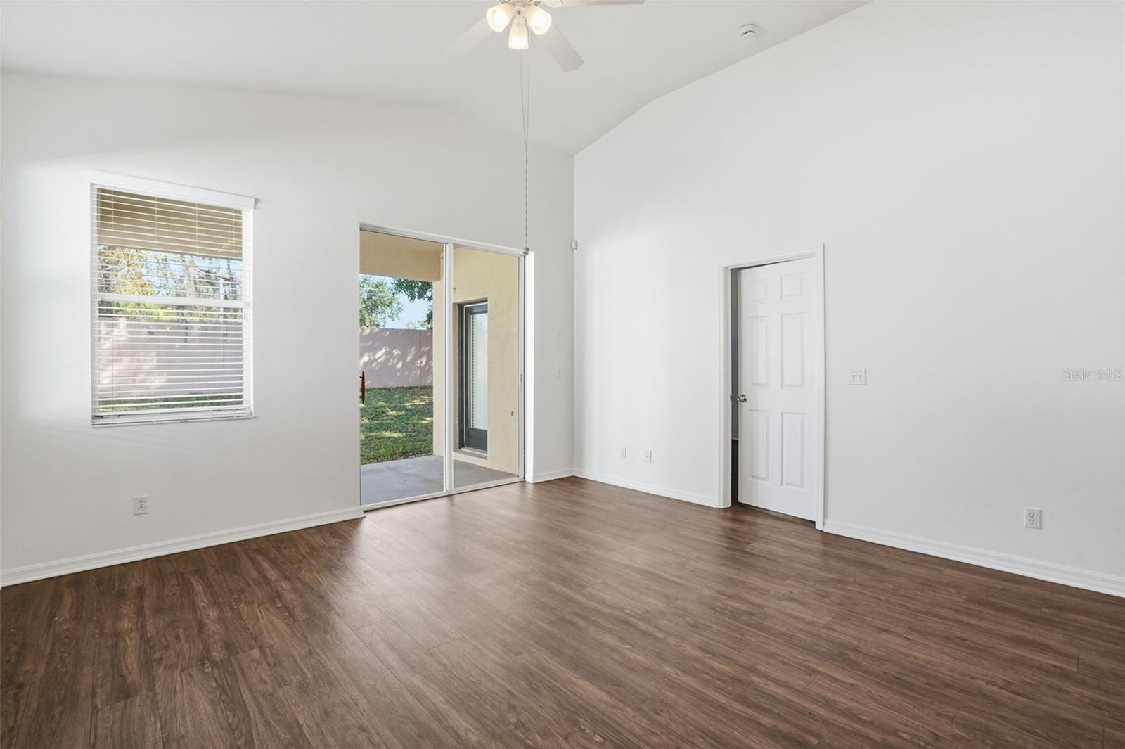 Image 16 of 32 For 12906 Cattail Shore Lane