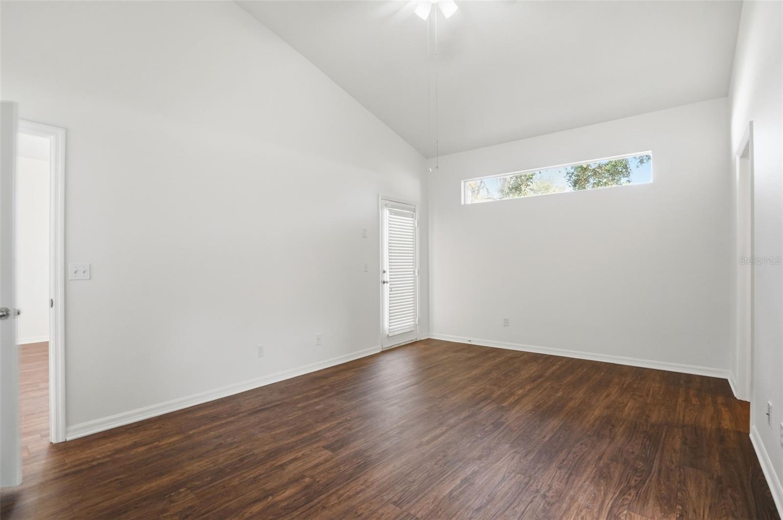 Image 23 of 32 For 12906 Cattail Shore Lane