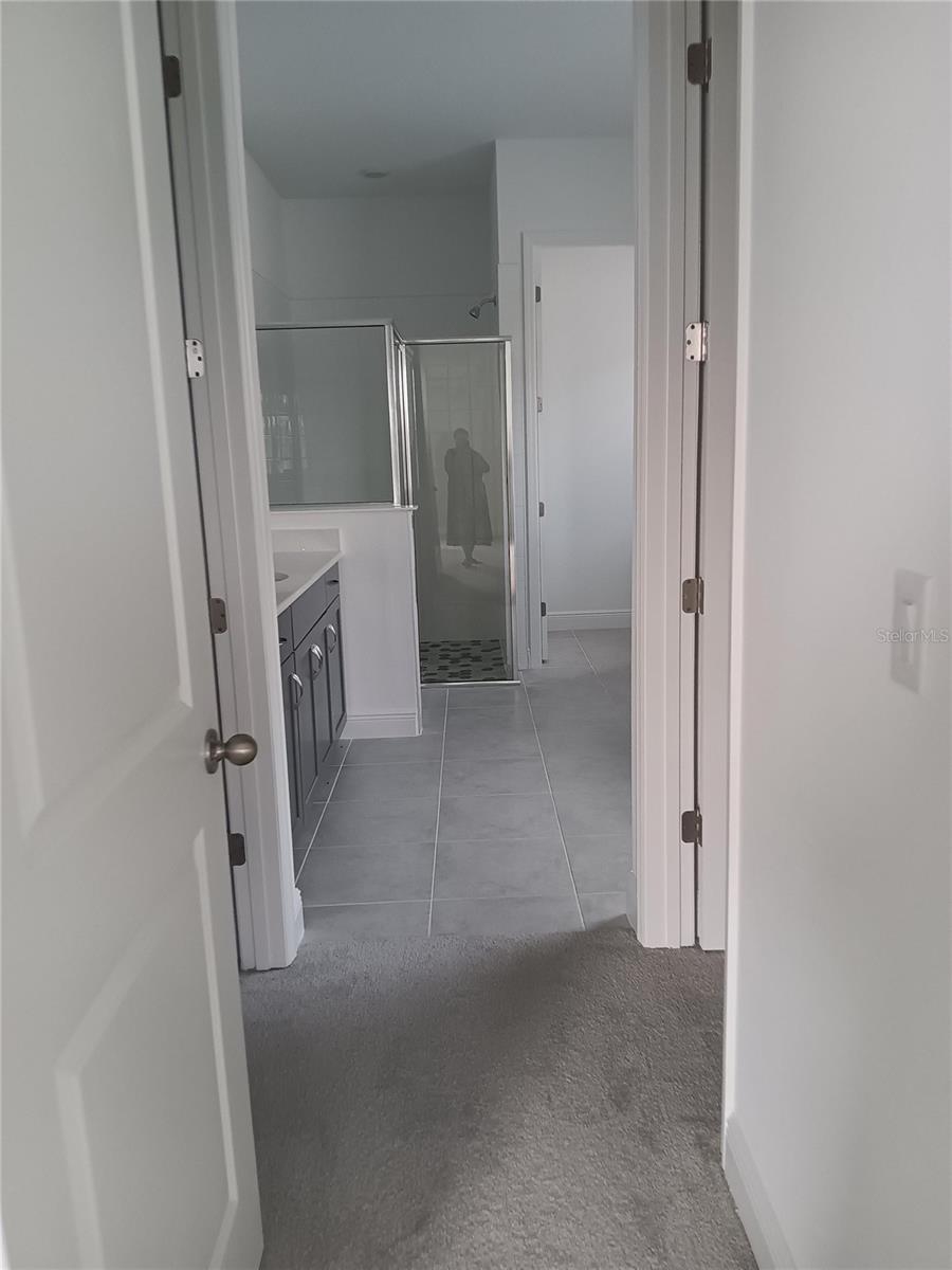 Image 16 of 42 For 18730 Planetree Street