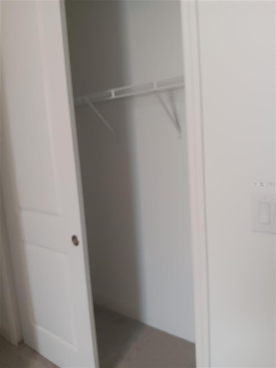 Image 26 of 42 For 18730 Planetree Street