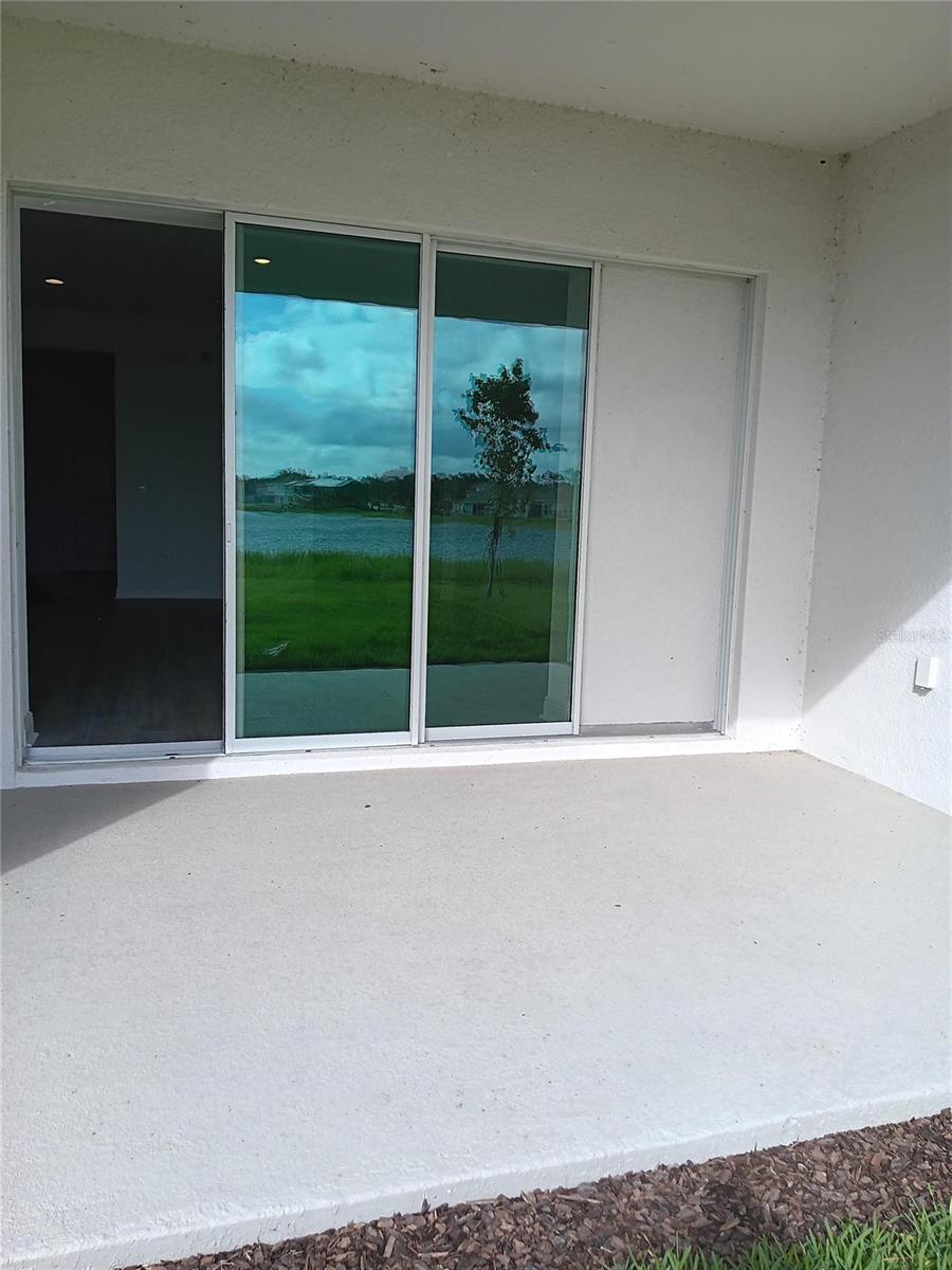 Image 39 of 42 For 18730 Planetree Street