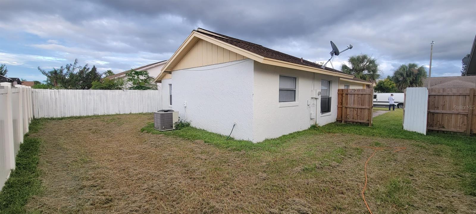 Image 9 of 13 For 3190 Smoke Signal Circle