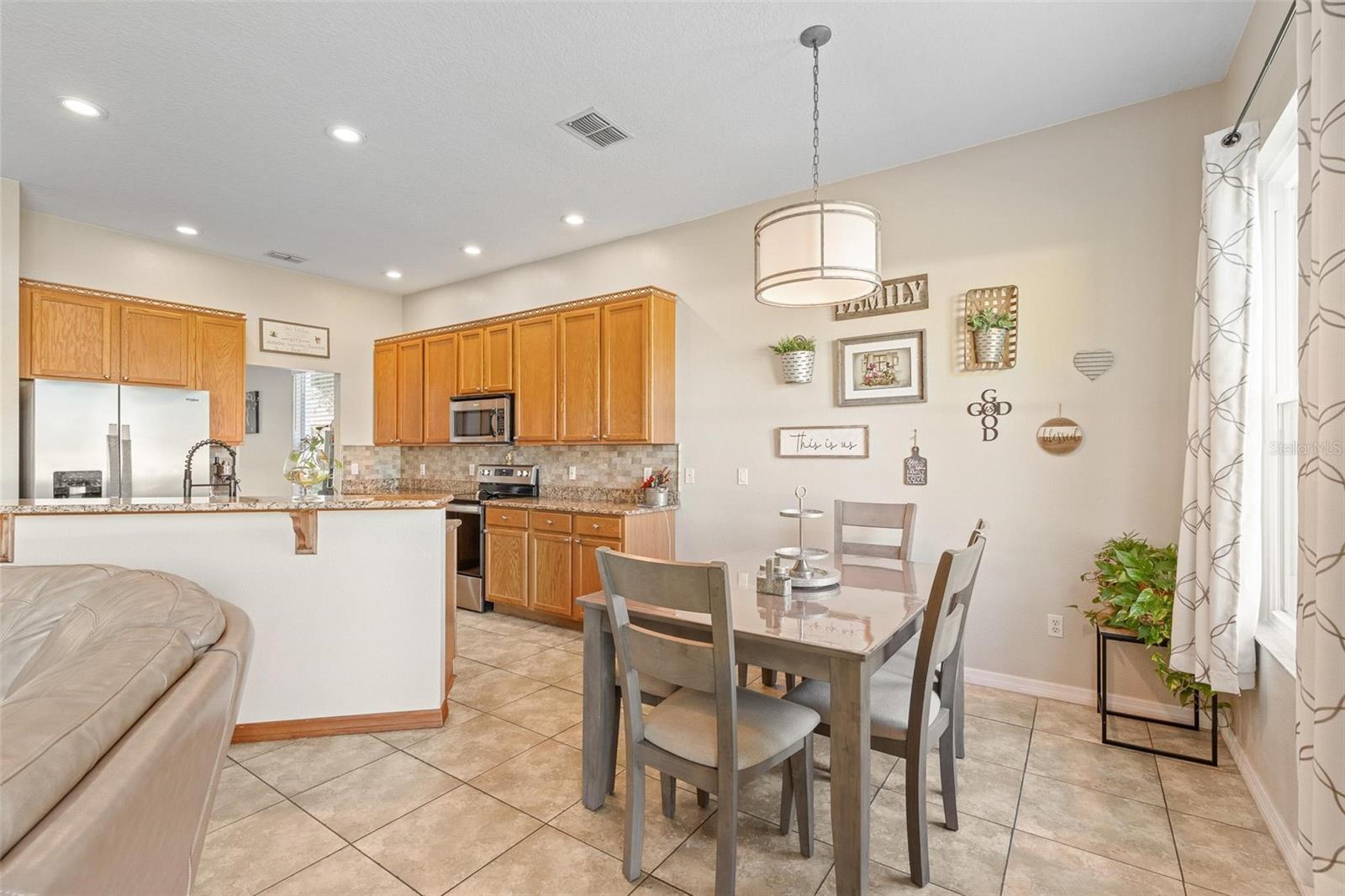 Image 7 of 32 For 717 Strihal Loop