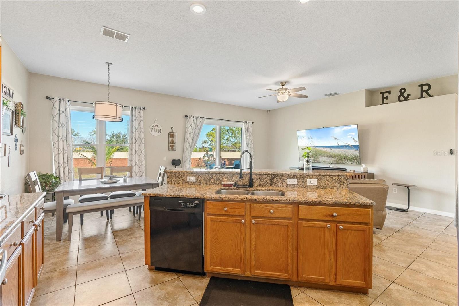 Image 9 of 32 For 717 Strihal Loop