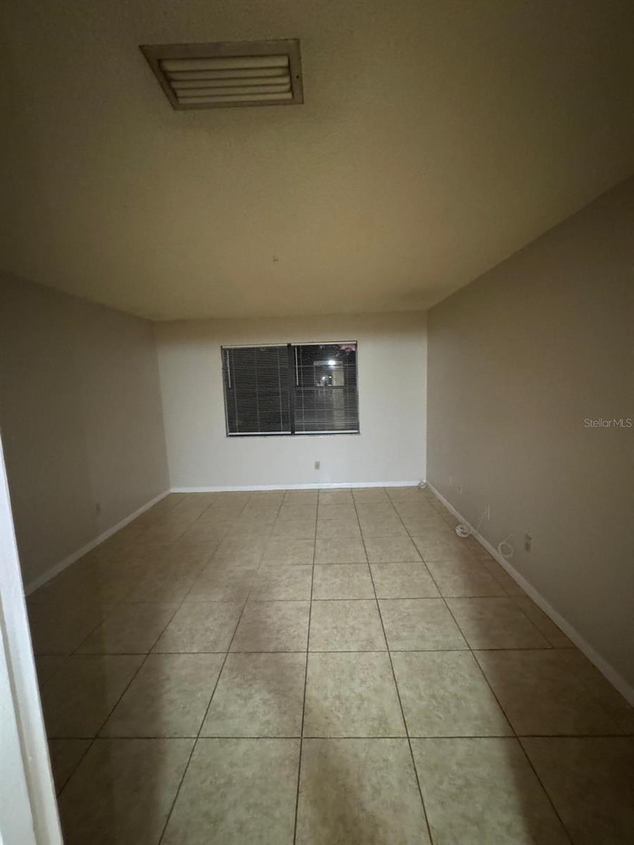 Image 10 of 15 For 2050 Oleander Boulevard 4-203