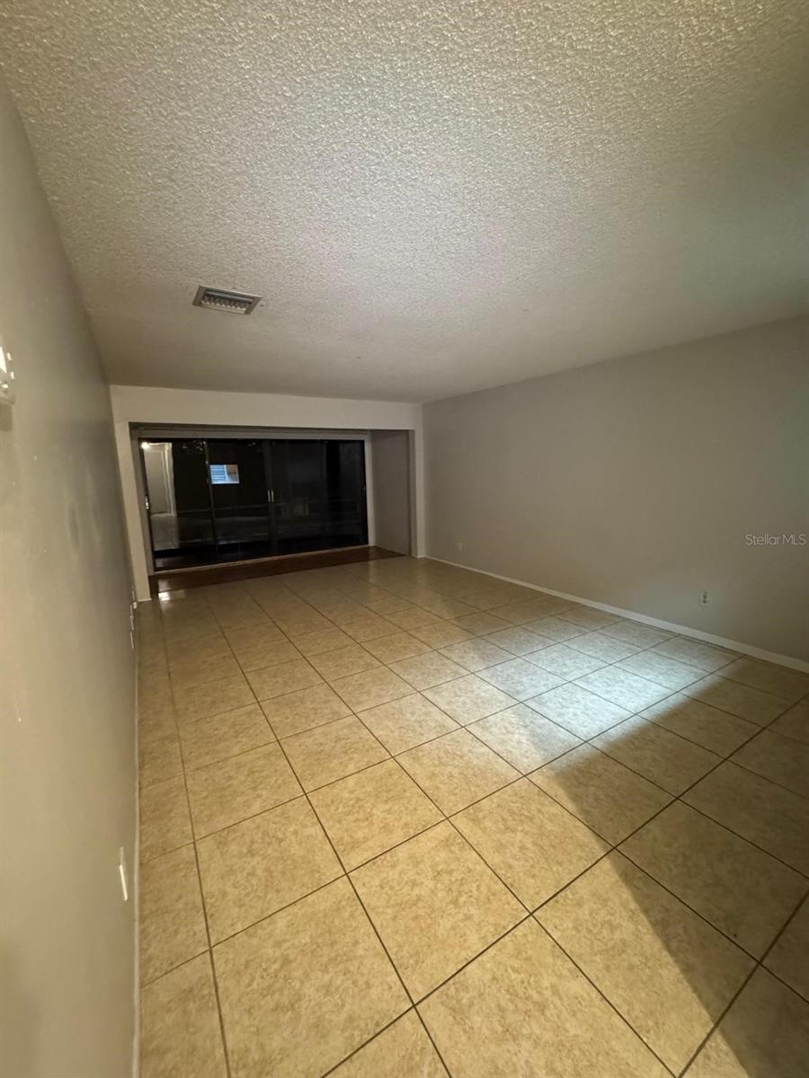 Image 3 of 15 For 2050 Oleander Boulevard 4-203