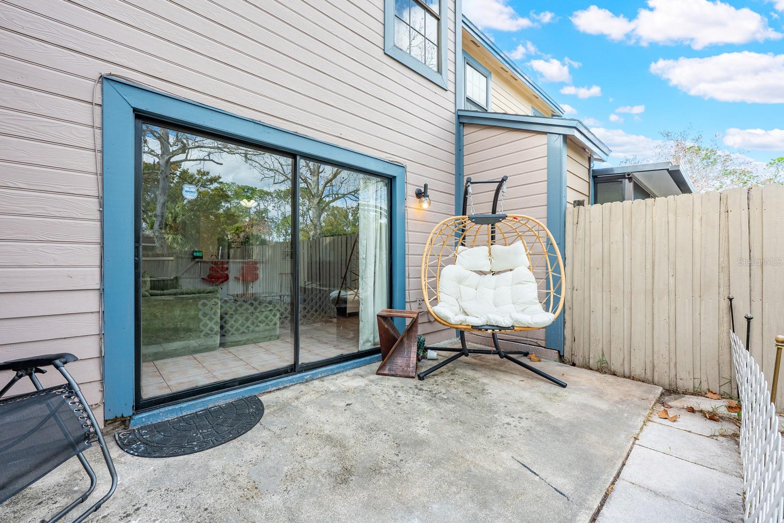 Image 15 of 21 For 2991 Embassy Court