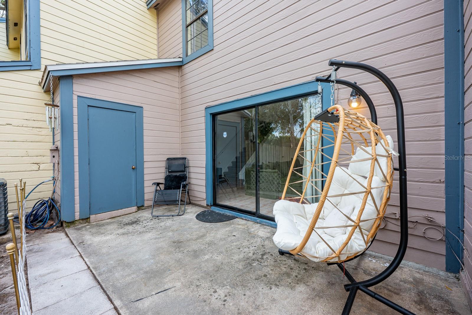 Image 16 of 21 For 2991 Embassy Court