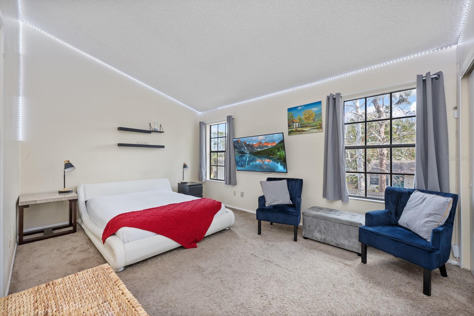 Image 9 of 21 For 2991 Embassy Court