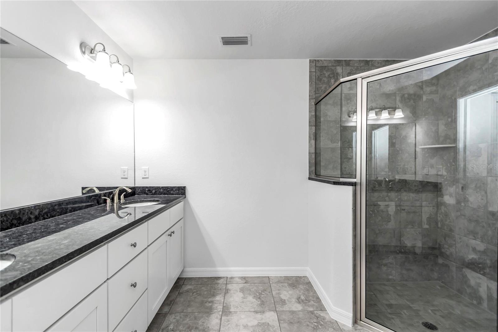 Image 23 of 47 For 19416 98th Place Road