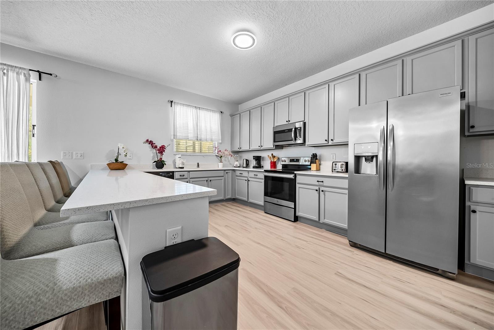 Image 25 of 66 For 4736 Blue Diamond Street