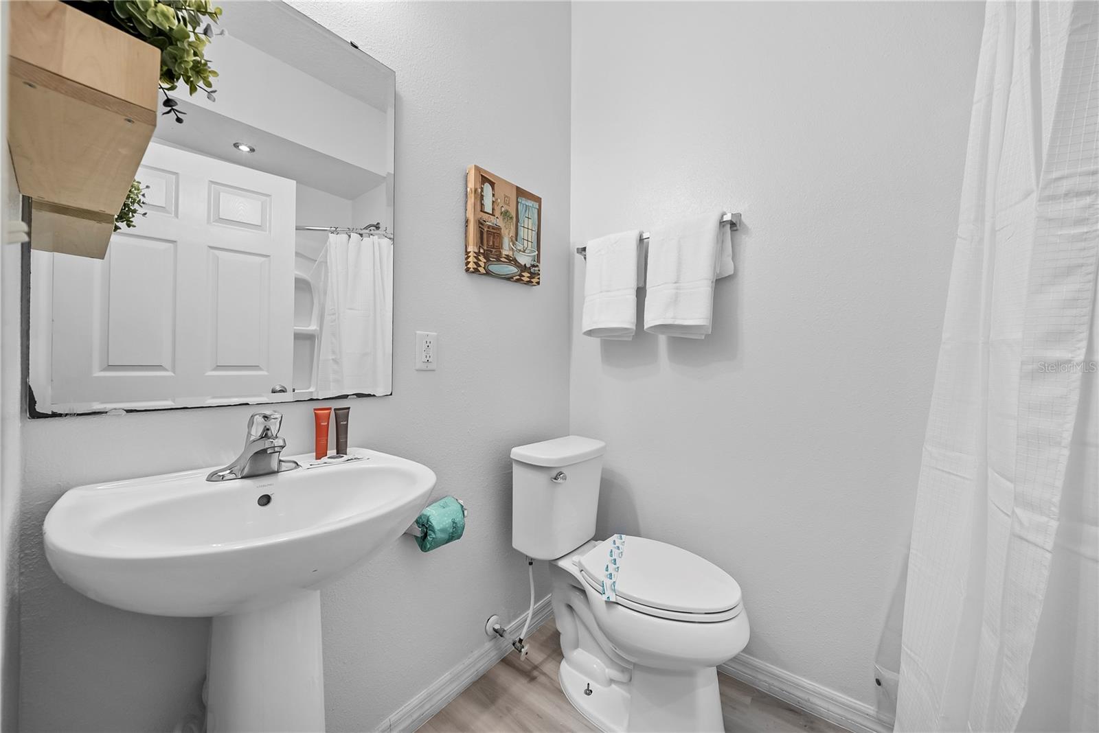 Image 26 of 66 For 4736 Blue Diamond Street