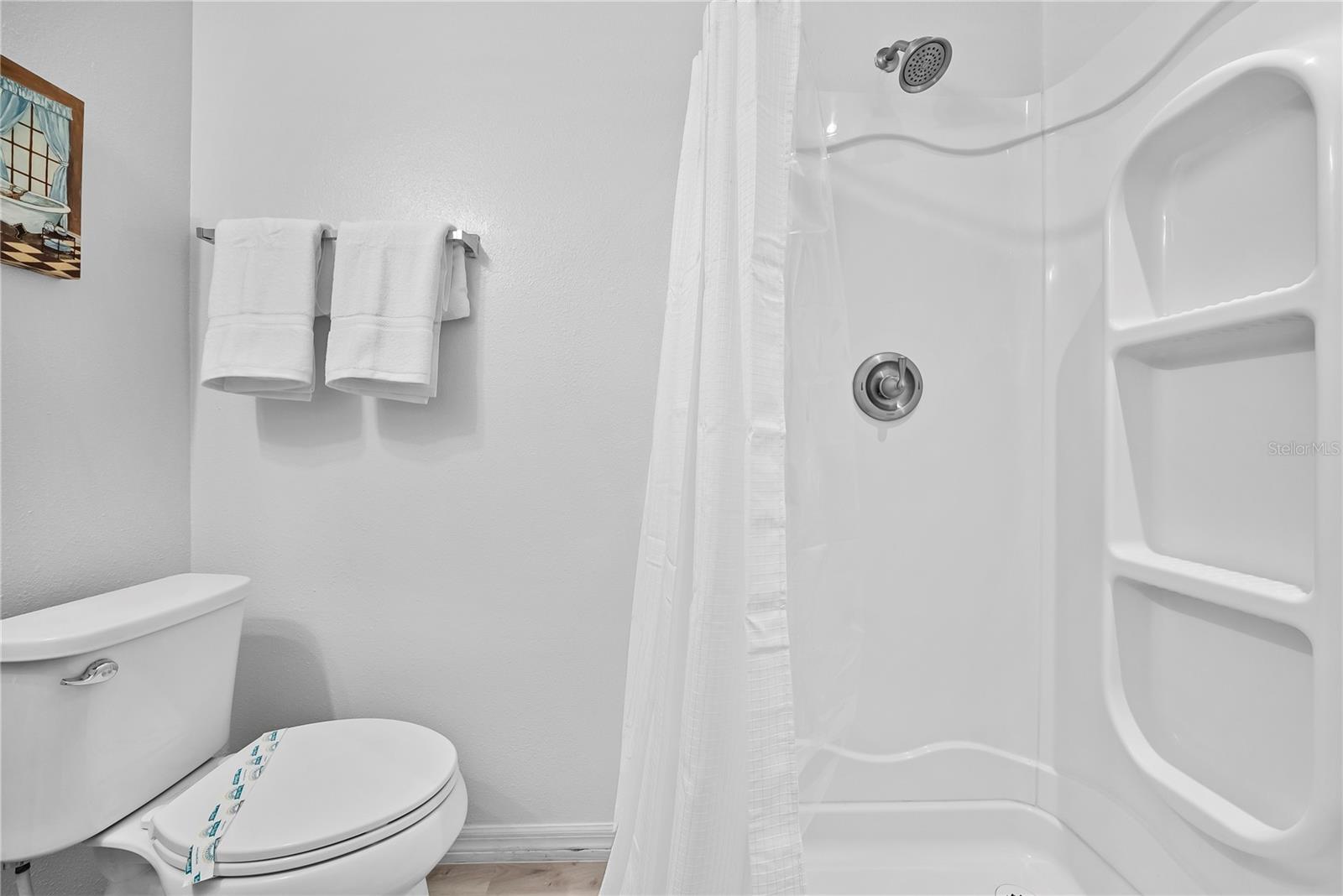 Image 27 of 66 For 4736 Blue Diamond Street