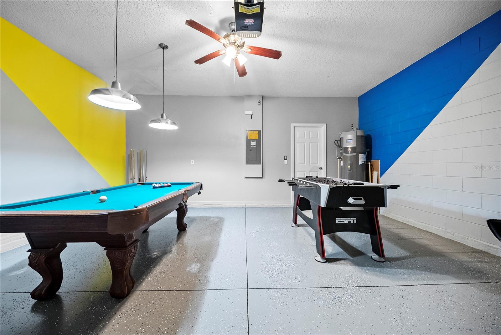 Image 31 of 66 For 4736 Blue Diamond Street