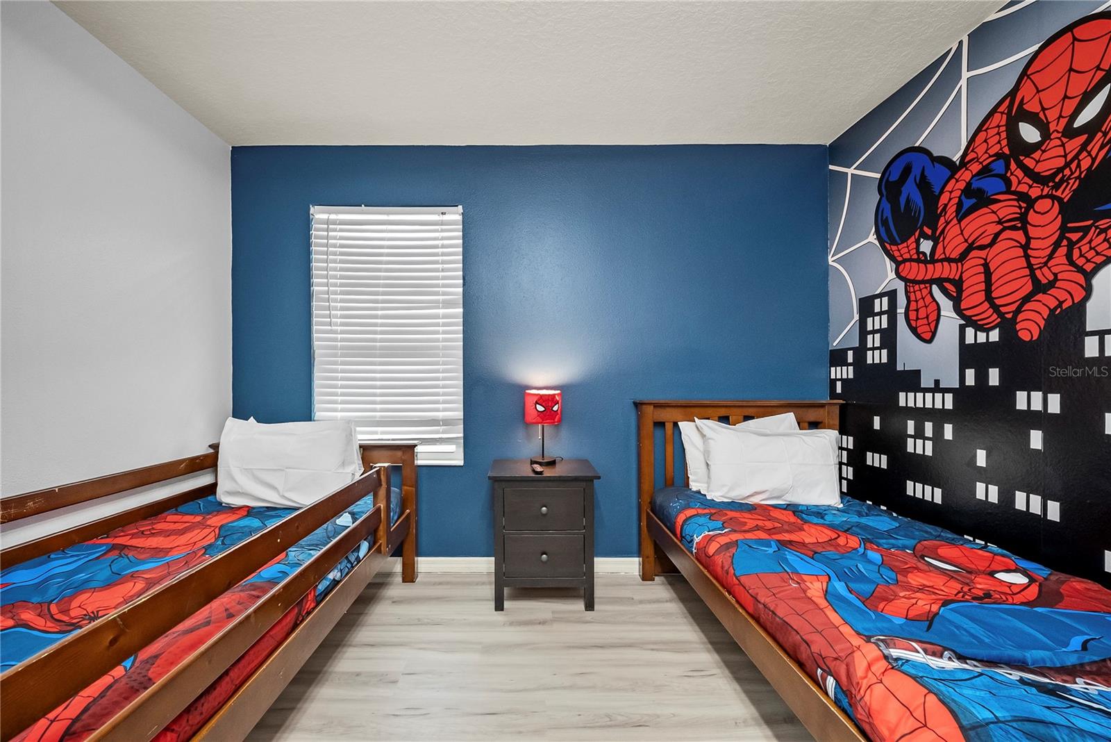 Image 45 of 66 For 4736 Blue Diamond Street