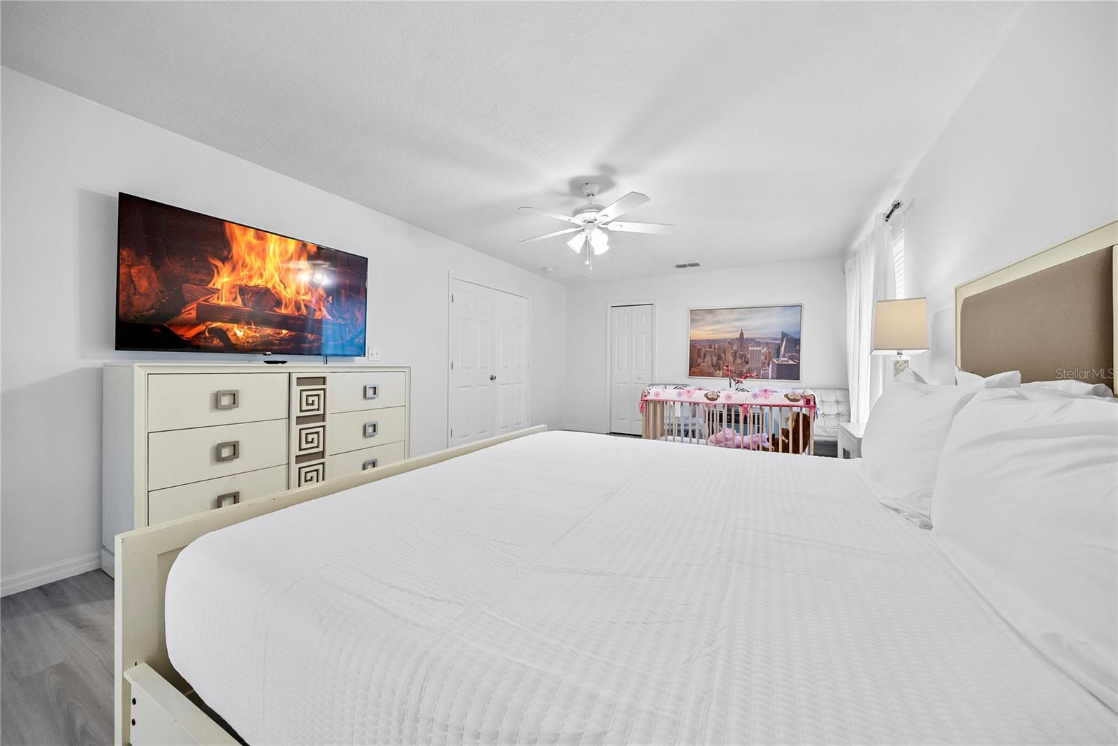 Image 52 of 66 For 4736 Blue Diamond Street