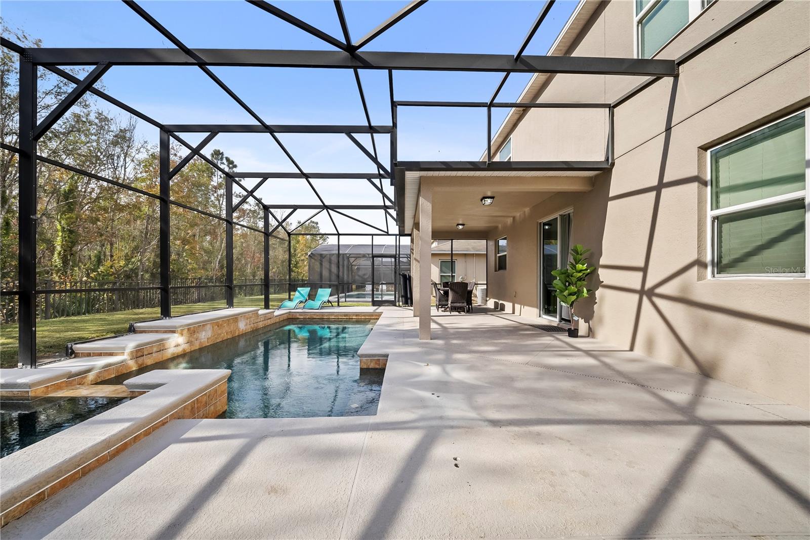 Image 6 of 66 For 4736 Blue Diamond Street