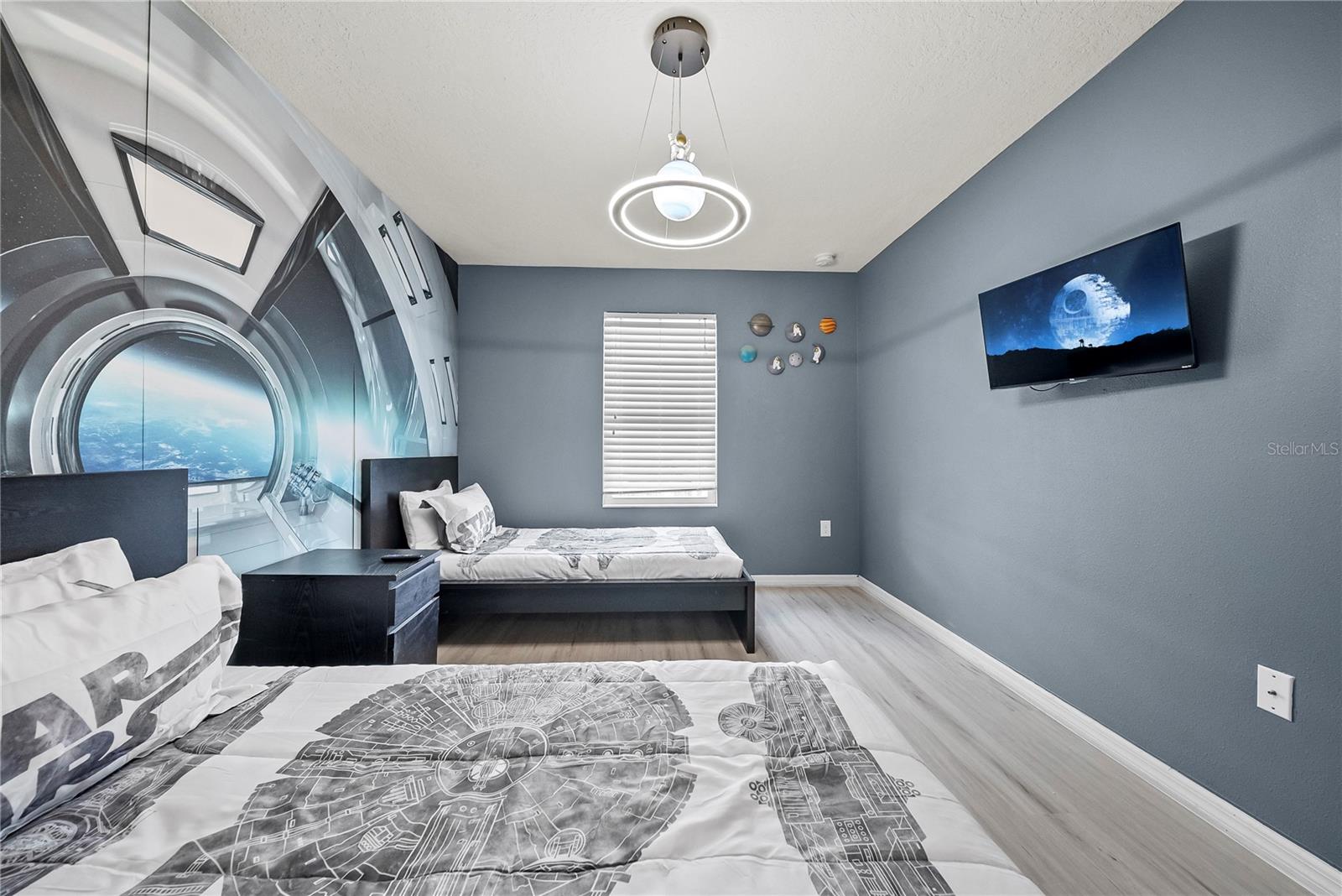 Image 60 of 66 For 4736 Blue Diamond Street