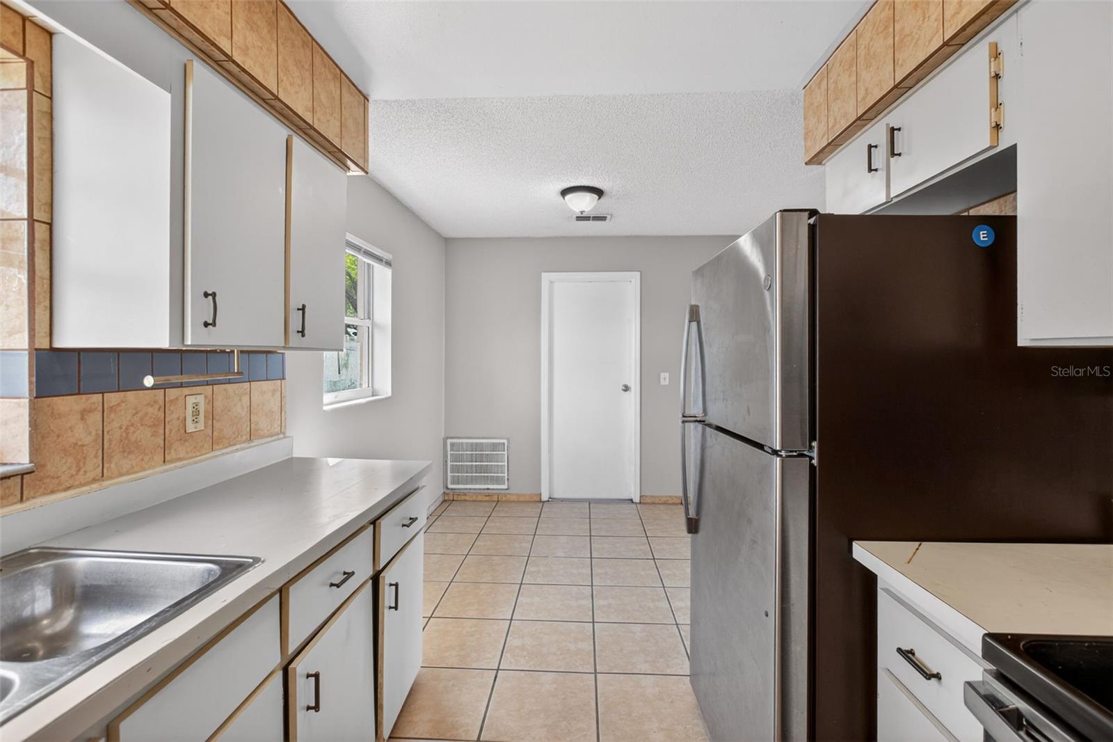 Image 17 of 30 For 493 Apopka Hills Circle