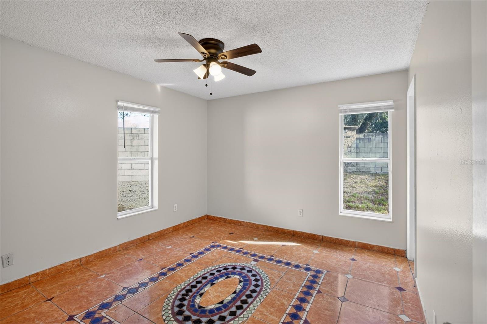 Image 24 of 30 For 493 Apopka Hills Circle