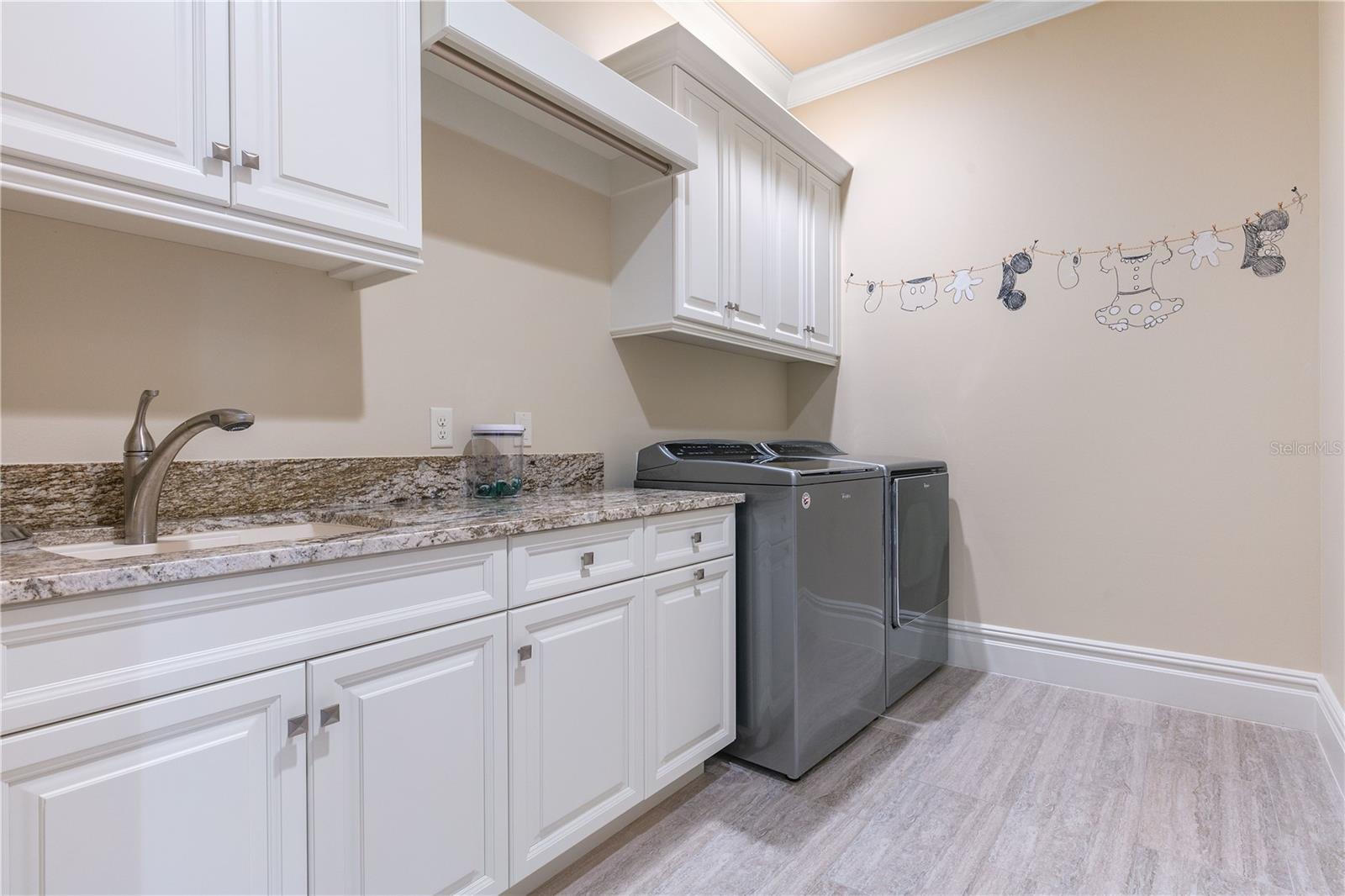 Image 36 of 52 For 10173 Mattraw Place