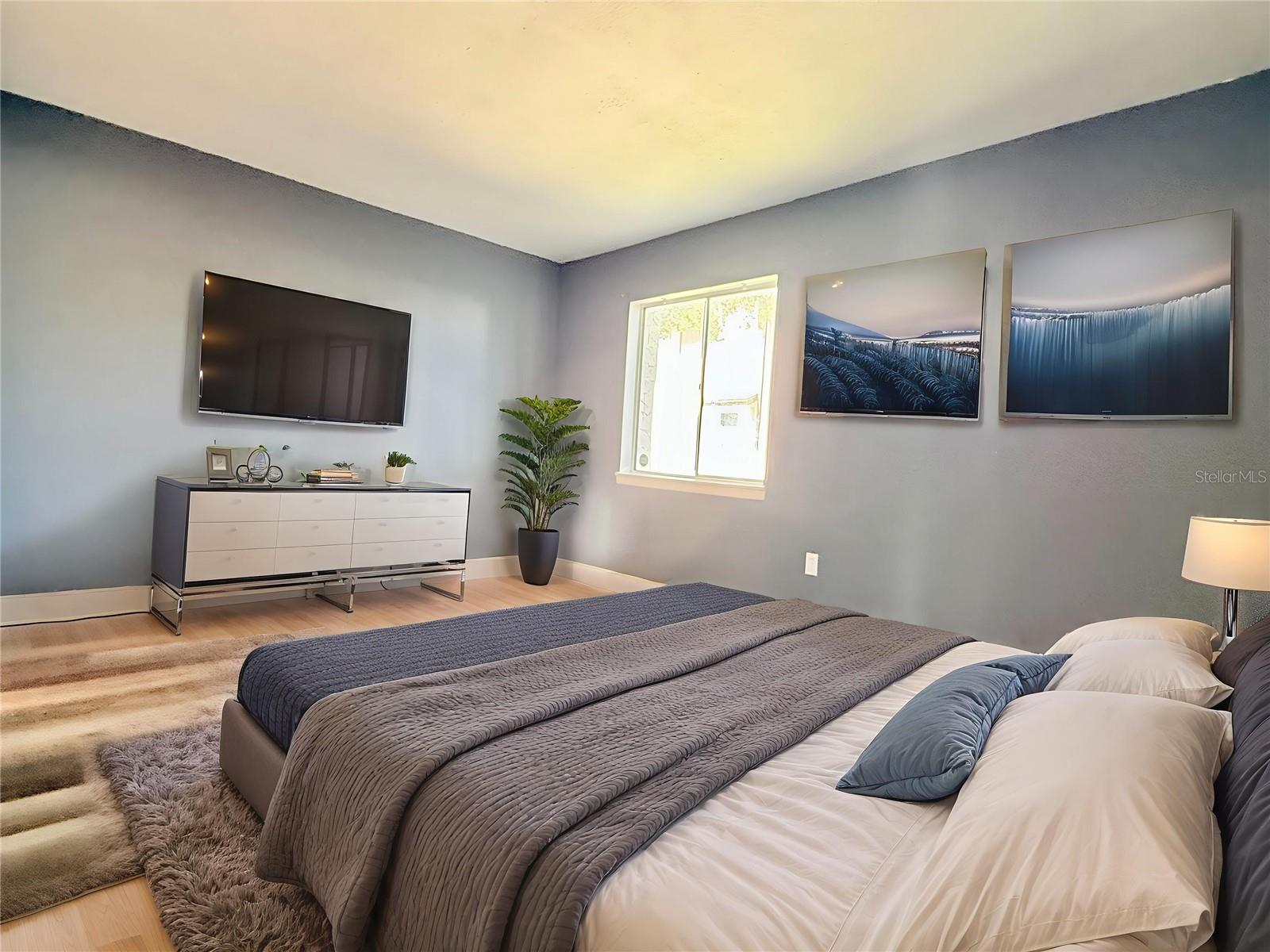 Image 10 of 19 For 4153 Semoran Boulevard 10