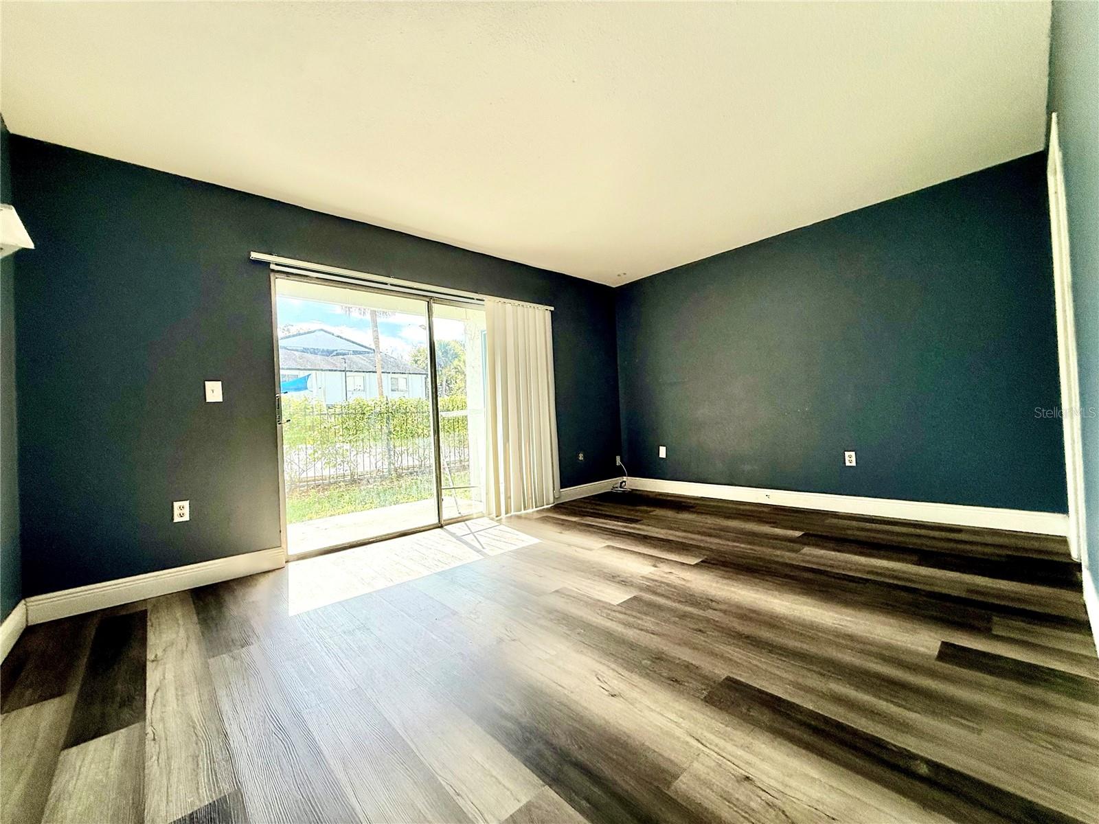 Image 16 of 19 For 4153 Semoran Boulevard 10