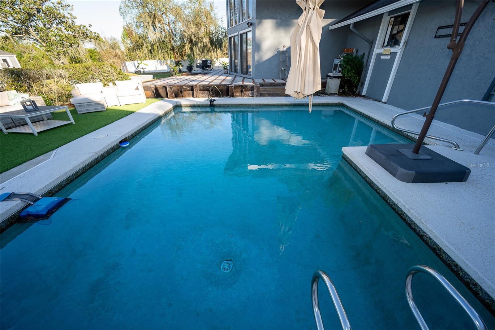 Image 17 of 90 For 9807 Wedgewood Lane