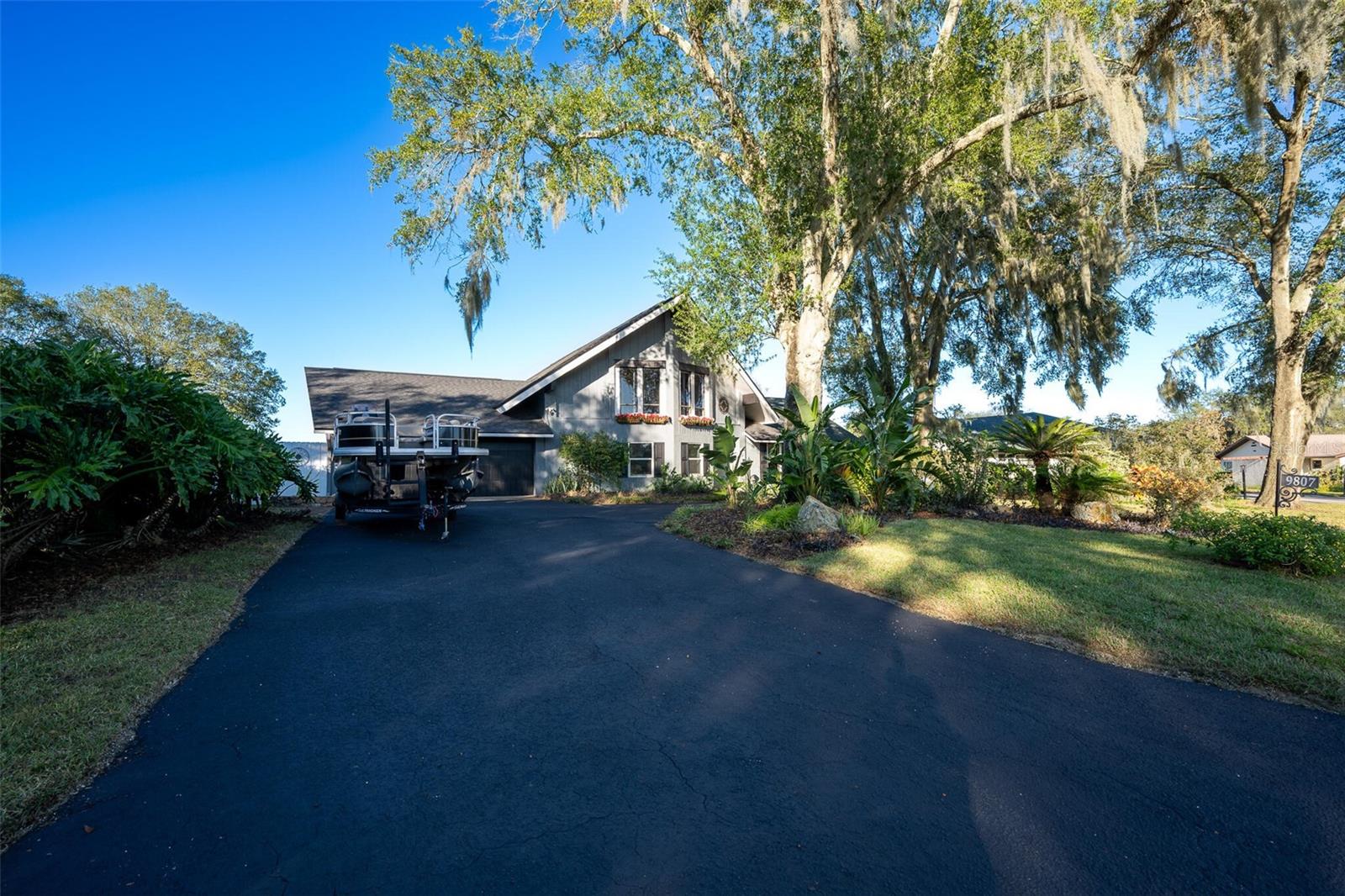 Image 2 of 90 For 9807 Wedgewood Lane