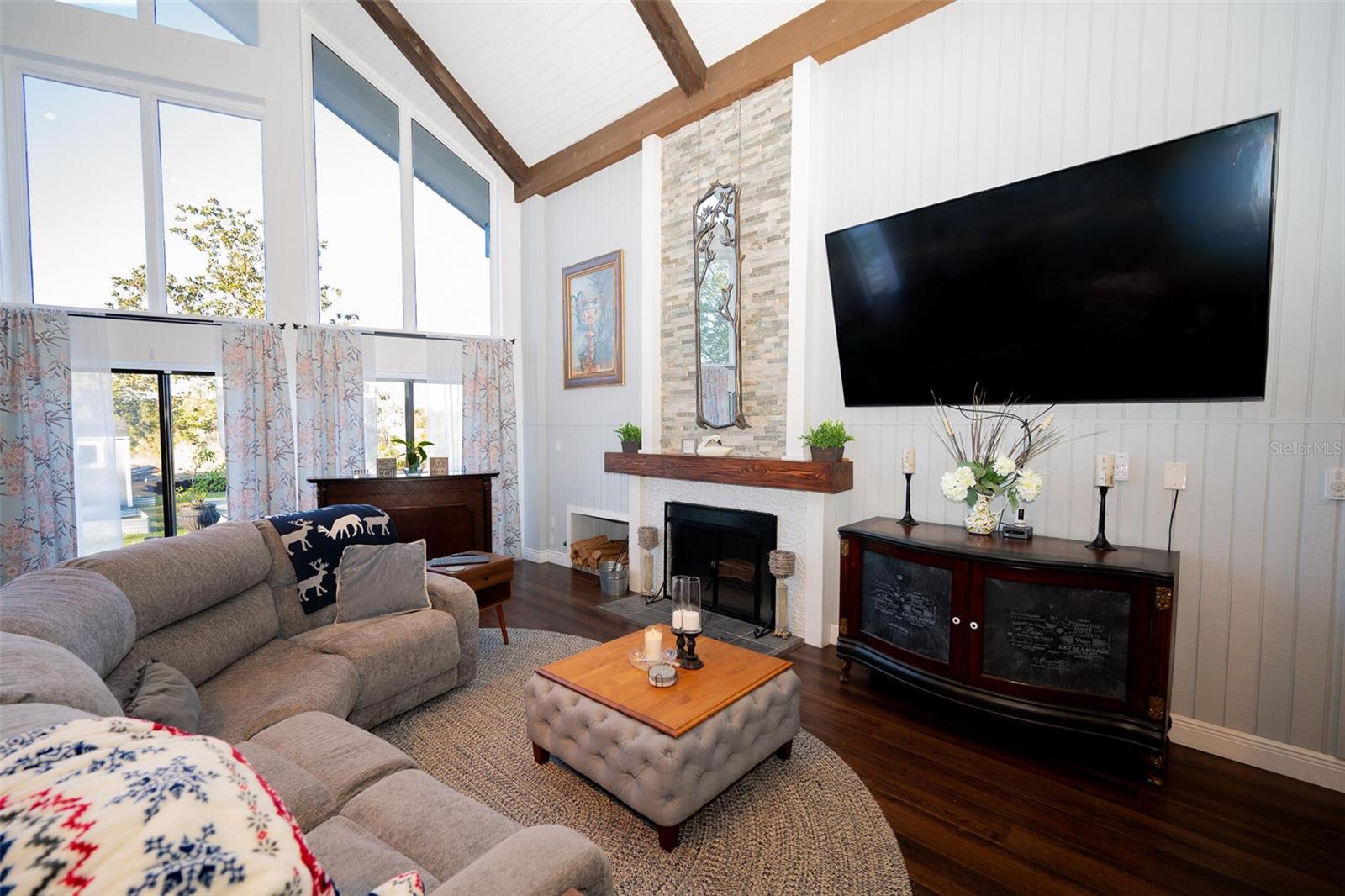 Image 32 of 90 For 9807 Wedgewood Lane