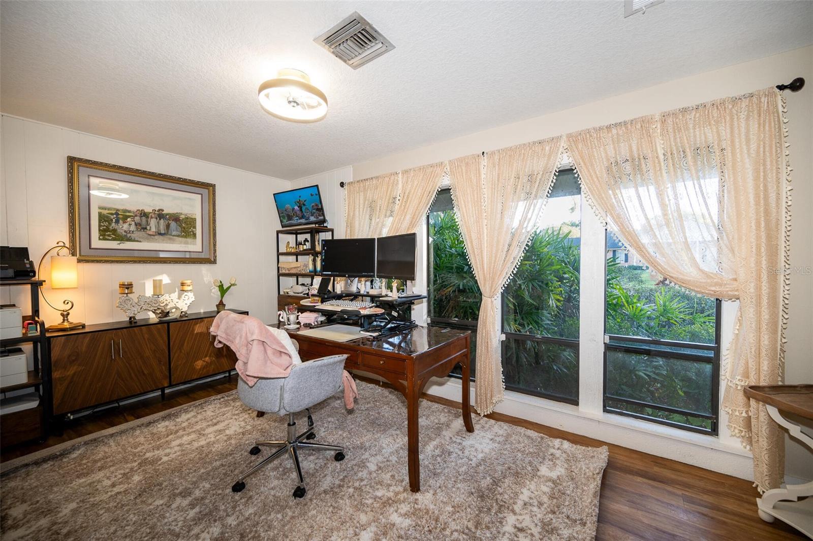 Image 43 of 90 For 9807 Wedgewood Lane