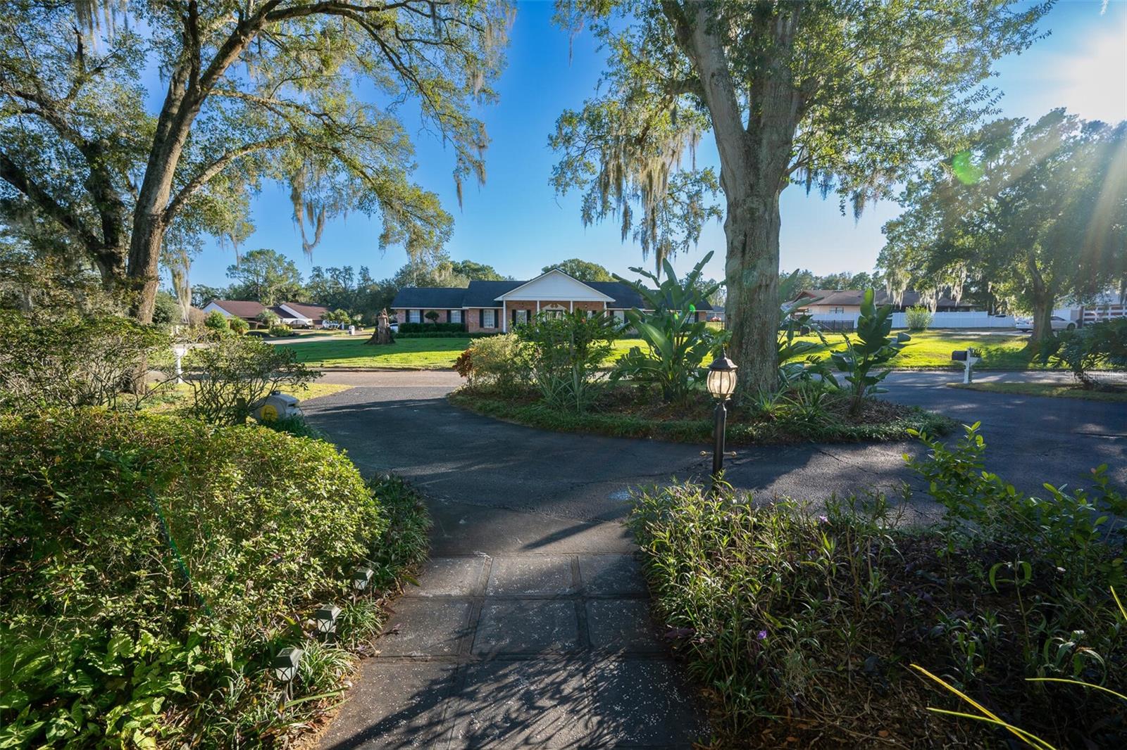 Image 6 of 90 For 9807 Wedgewood Lane