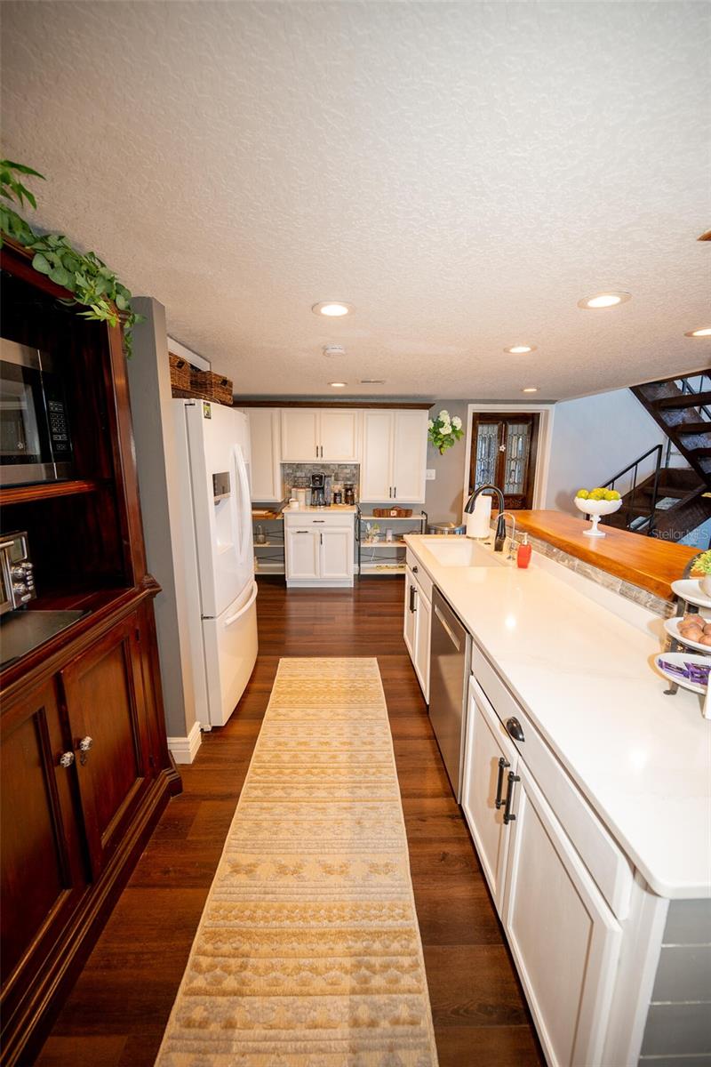 Image 71 of 90 For 9807 Wedgewood Lane