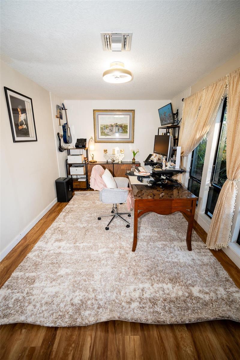 Image 75 of 90 For 9807 Wedgewood Lane