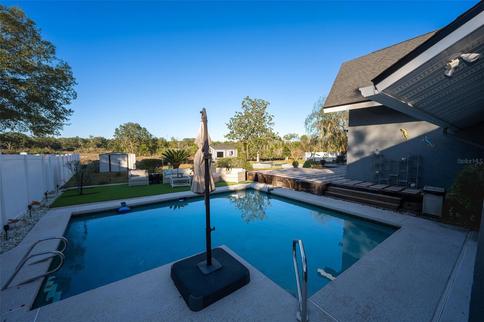 Image 8 of 90 For 9807 Wedgewood Lane