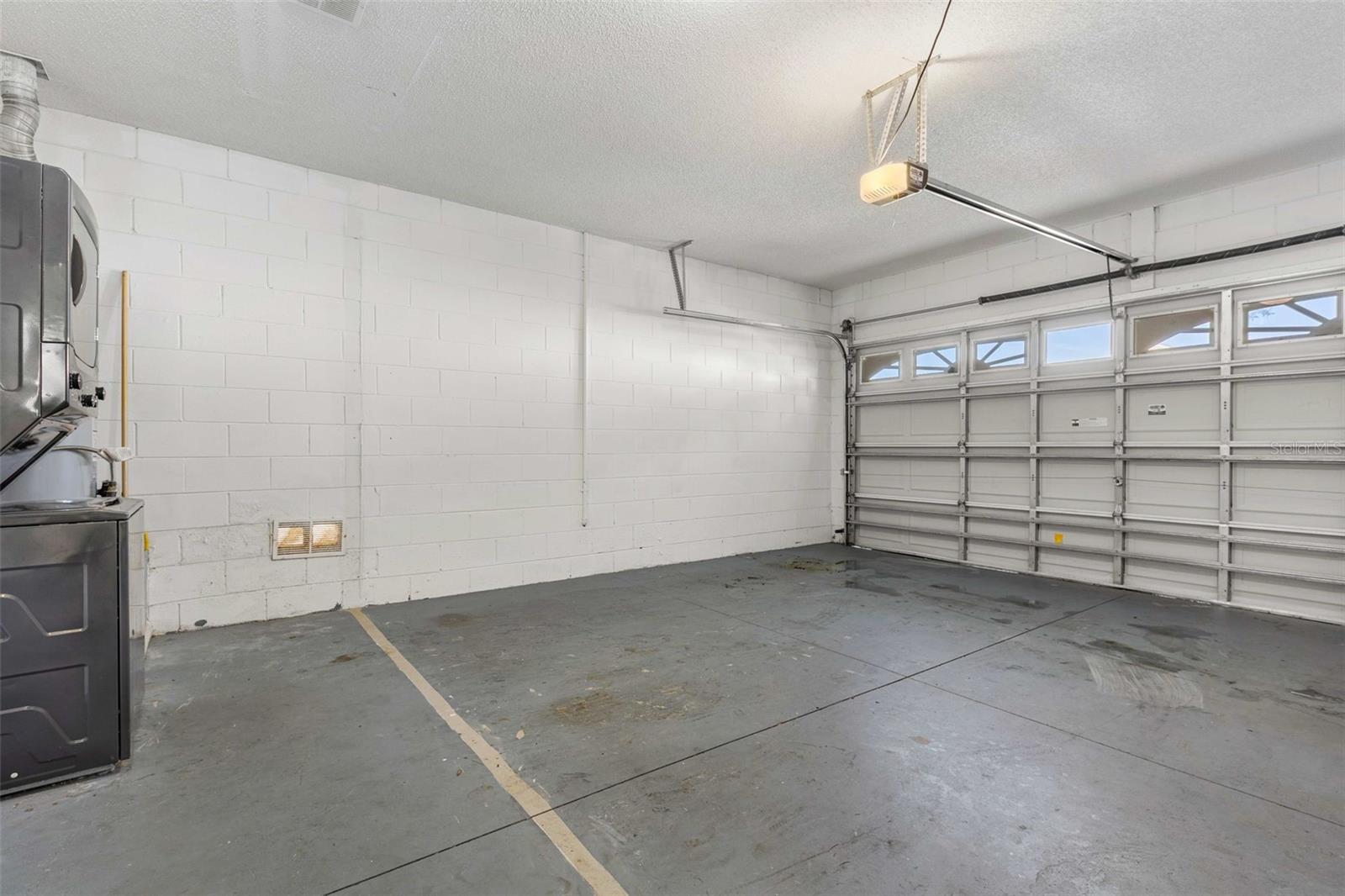 Image 26 of 33 For 2627 Oneida Loop