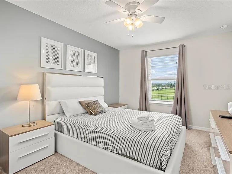 Image 23 of 45 For 1521 Carey Palm Circle