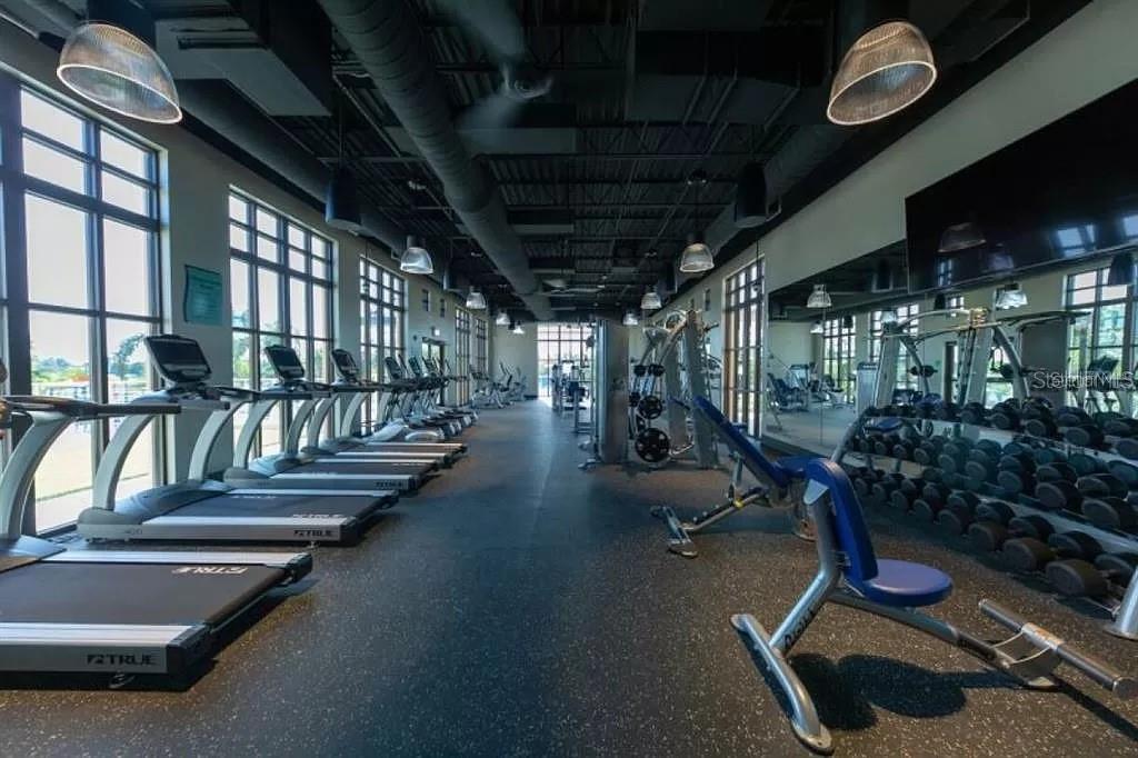 Image 40 of 45 For 1521 Carey Palm Circle