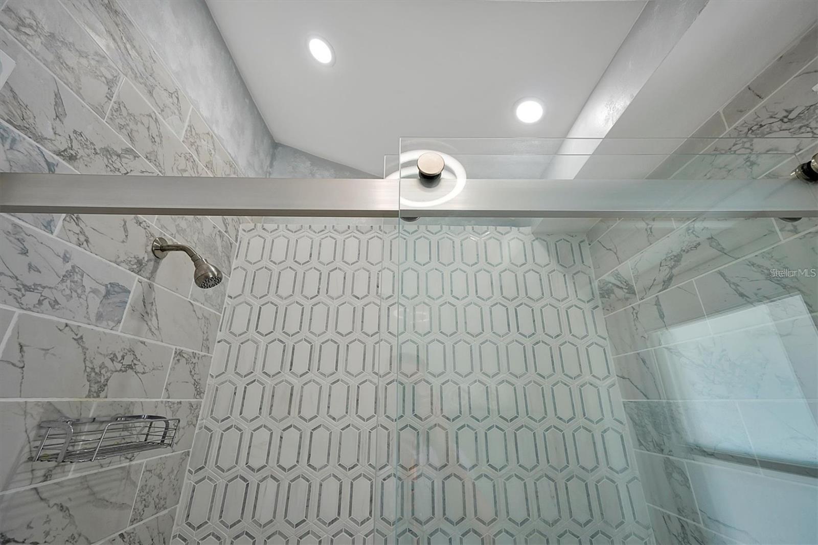 Image 21 of 33 For 1568 Oak Leaf Lane